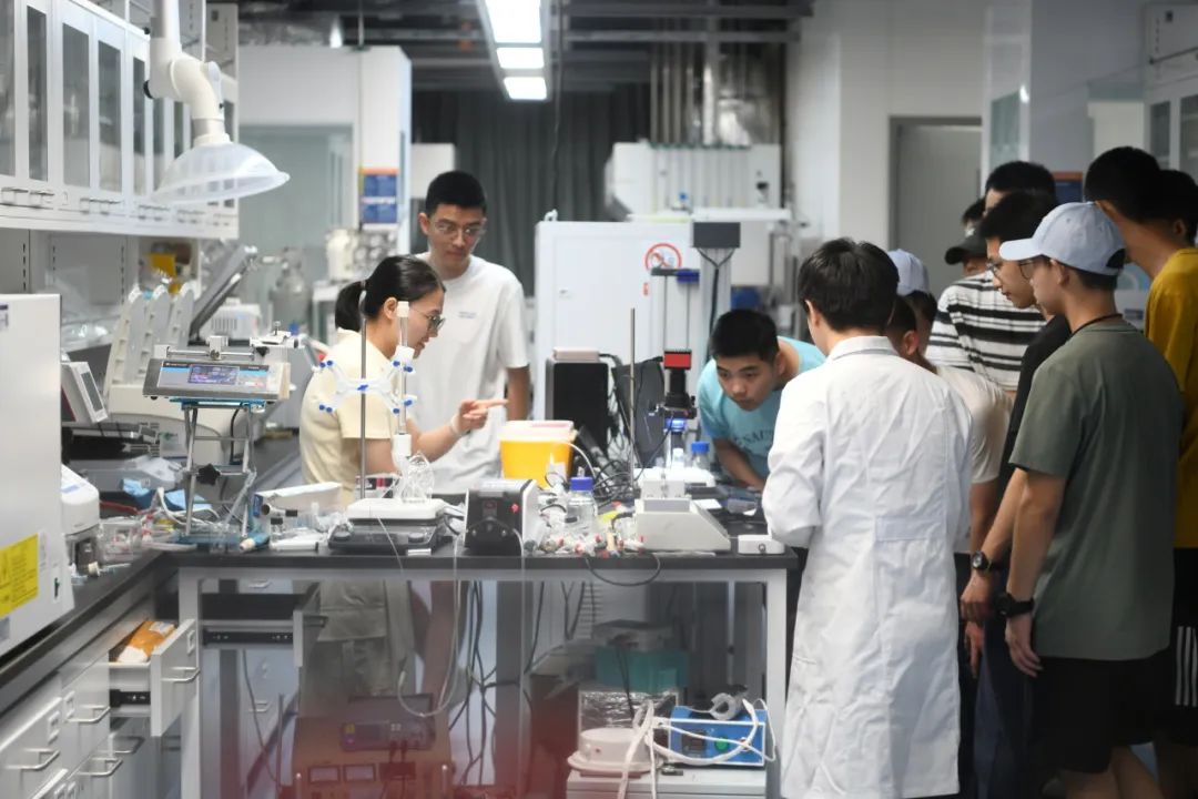 理学院-镇海中学高中生化学夏令营成功举办